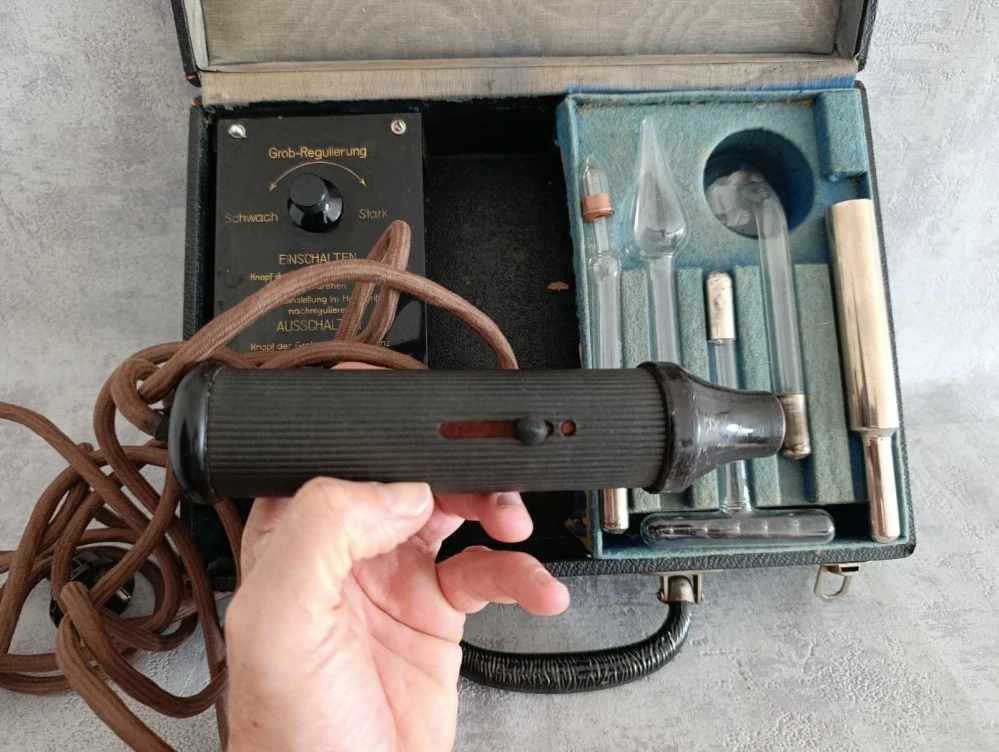 Vysokofrekvenční přístroj Radiostal – erdschlussfrei – D.R.P.