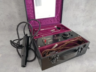 Elektrostatický masážní přístroj HAIDER original München - Postřižiny